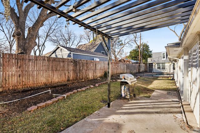 1723 Anglers Plaza, Grapevine, TX 76051