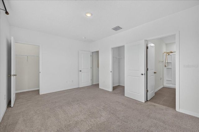 8655 FALLING BLUE PLACE, Riverview, FL 33578