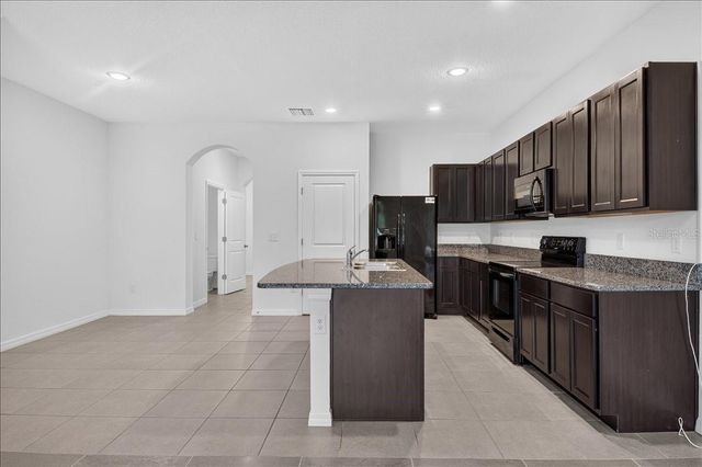 8655 FALLING BLUE PLACE, Riverview, FL 33578