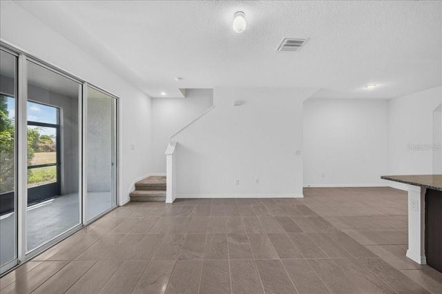 8655 FALLING BLUE PLACE, Riverview, FL 33578