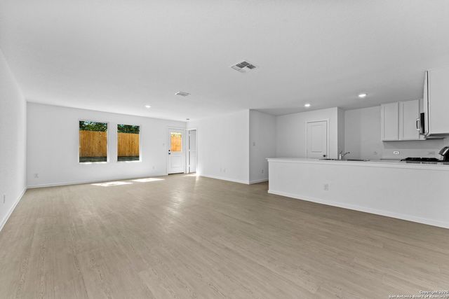 7622 Bohemian Grove, San Antonio, TX 78227