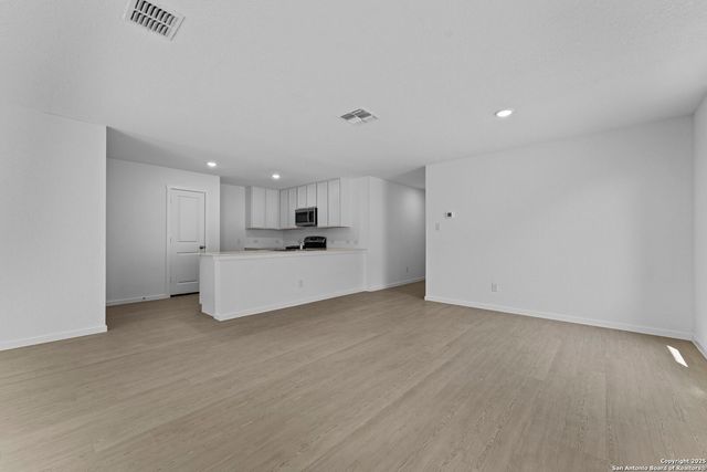 7622 Bohemian Grove, San Antonio, TX 78227