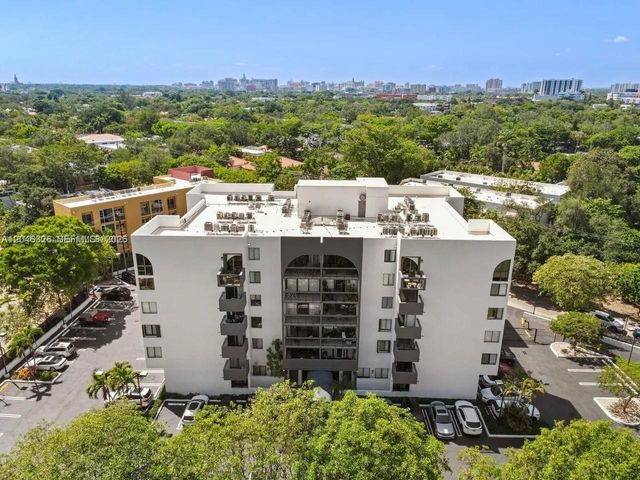 2715 Tigertail Ave 102, Miami, FL 33133
