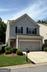 302 Highland Pointe Circle E, Dawsonville, GA 30534