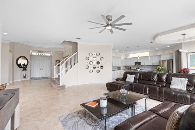 11471 SW Hillcrest Circle, Port St Lucie, FL 34987