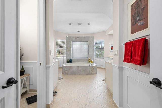 11471 SW Hillcrest Circle, Port St Lucie, FL 34987