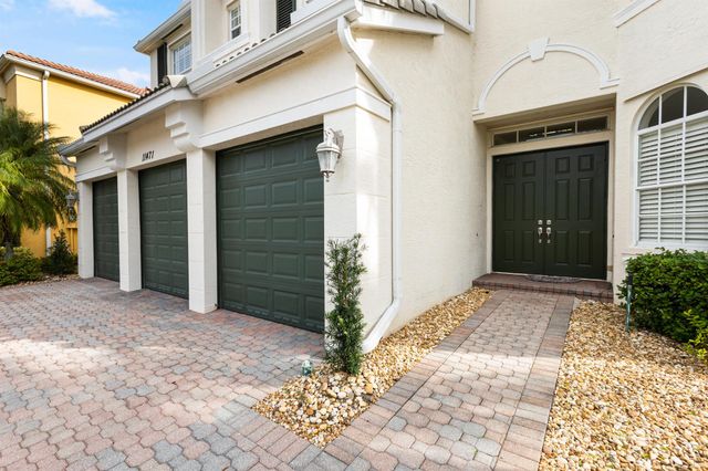 11471 SW Hillcrest Circle, Port St Lucie, FL 34987