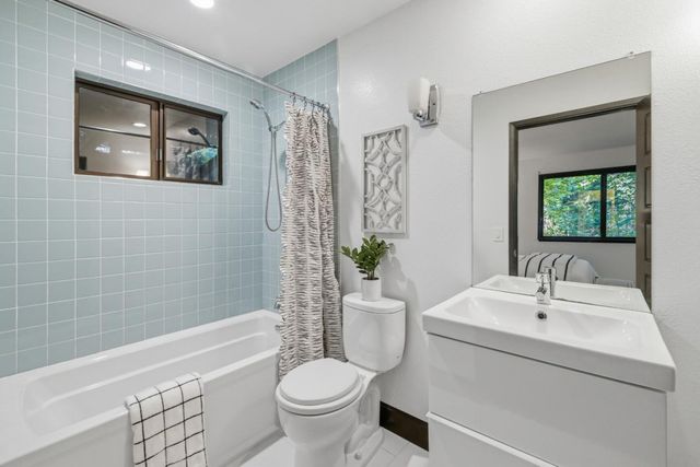 345 Mcgaffigan Mill Road, Boulder Creek, CA 95006