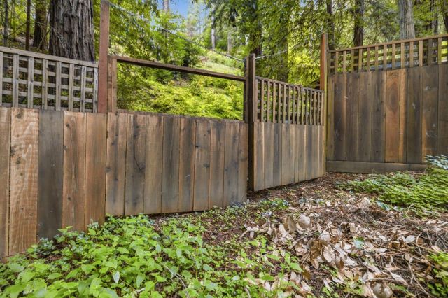 345 Mcgaffigan Mill Road, Boulder Creek, CA 95006