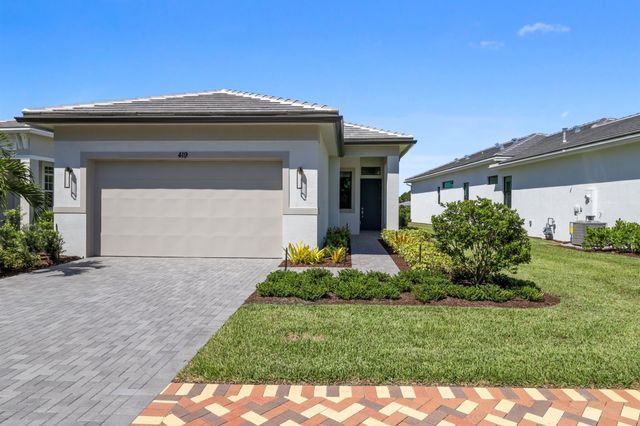 419 SE VIA SANGRO, Port St Lucie, FL 34952