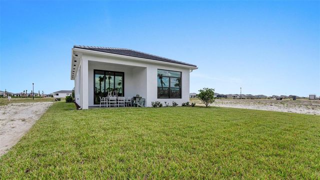 12641 SW Leopold Way, Port St. Lucie, FL 34987