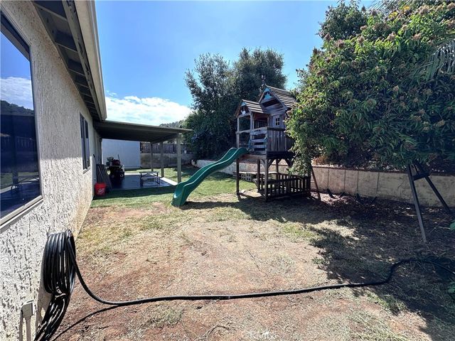 2863 Roseann Avenue, Escondido, CA 92027
