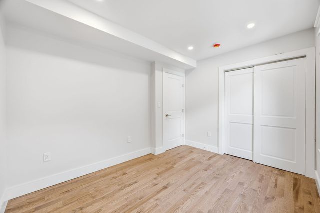 2 Summer Street Pl, Arlington, MA 02475