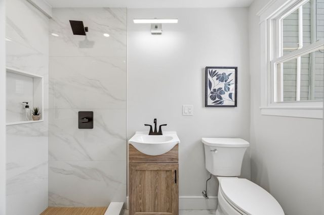 2 Summer Street Pl, Arlington, MA 02475