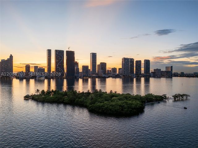 725 NE NE 24TH ST 3002A, Miami, FL 33137