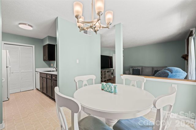 11066 Harrowfield Road, Charlotte, NC 28226