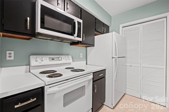11066 Harrowfield Road, Charlotte, NC 28226