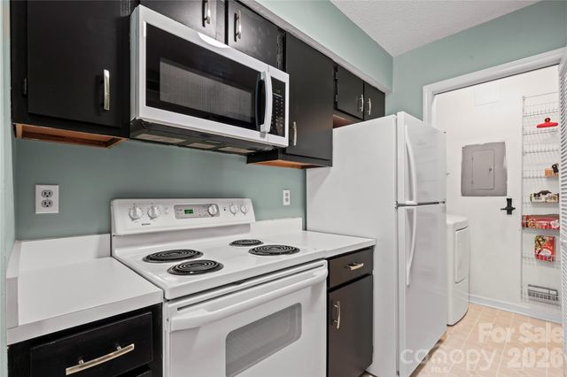 11066 Harrowfield Road, Charlotte, NC 28226