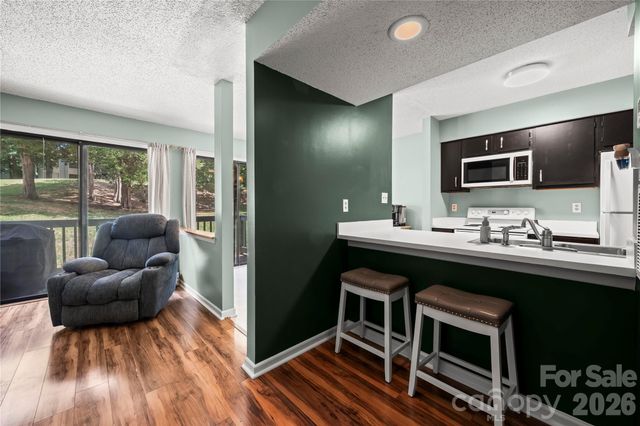 11066 Harrowfield Road, Charlotte, NC 28226