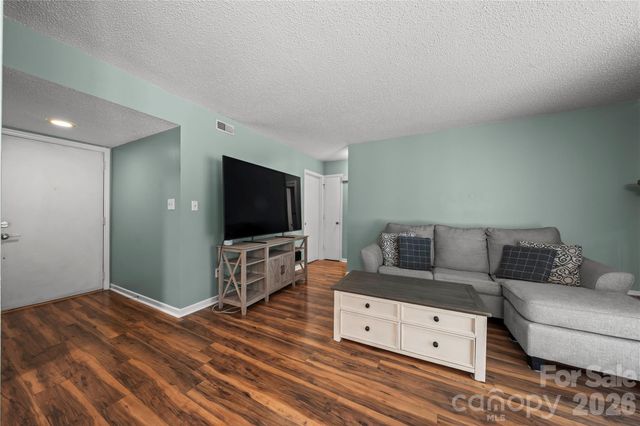 11066 Harrowfield Road, Charlotte, NC 28226