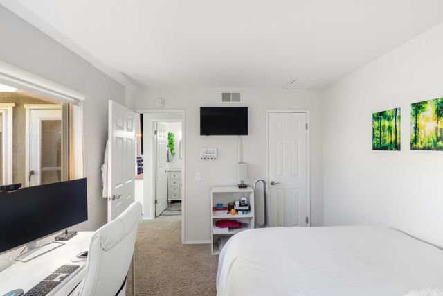 19202 Creekside Lane, Salinas, CA 93908