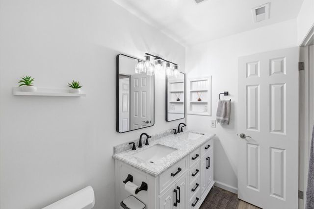 19202 Creekside Lane, Salinas, CA 93908