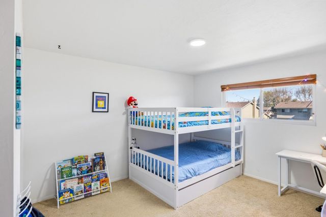 19202 Creekside Lane, Salinas, CA 93908