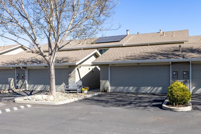 19202 Creekside Lane, Salinas, CA 93908