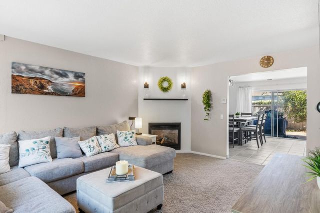 19202 Creekside Lane, Salinas, CA 93908