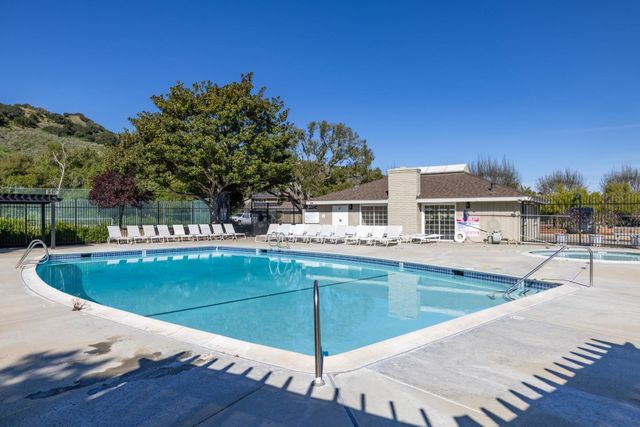 19202 Creekside Lane, Salinas, CA 93908