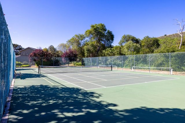 19202 Creekside Lane, Salinas, CA 93908