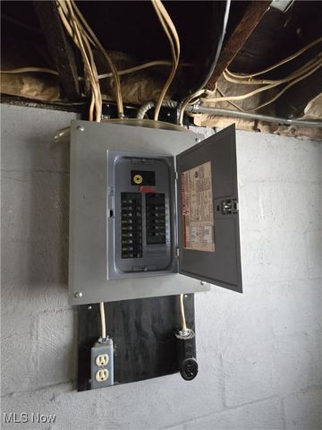 1159 Carey Avenue, Akron, OH 44314