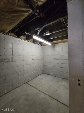 1159 Carey Avenue, Akron, OH 44314