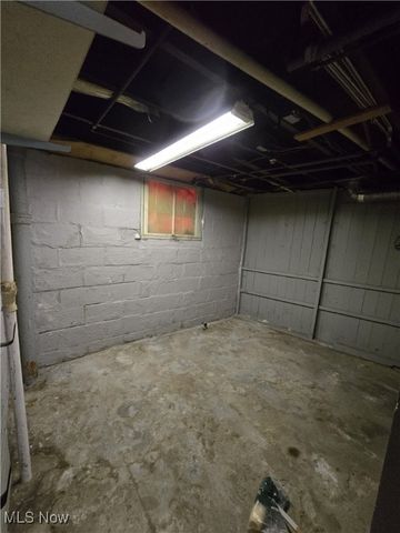 1159 Carey Avenue, Akron, OH 44314