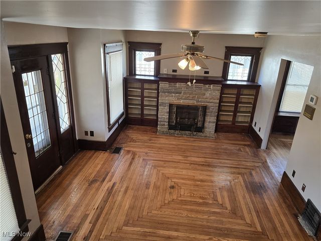 1159 Carey Avenue, Akron, OH 44314