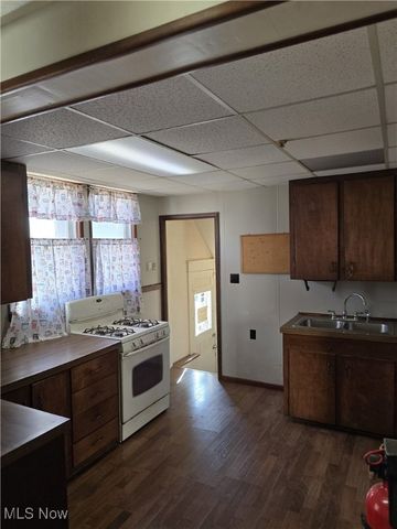 1159 Carey Avenue, Akron, OH 44314