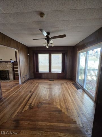 1159 Carey Avenue, Akron, OH 44314