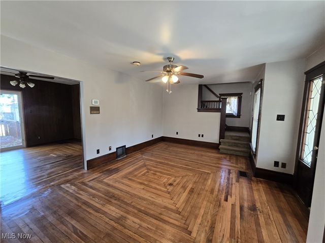 1159 Carey Avenue, Akron, OH 44314