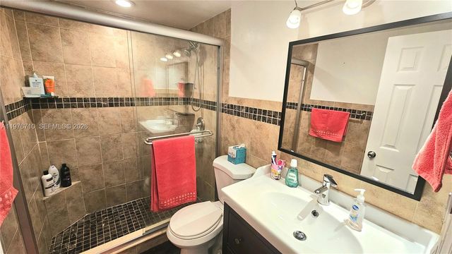 1980 S Ocean Dr 7M, Hallandale Beach, FL 33009