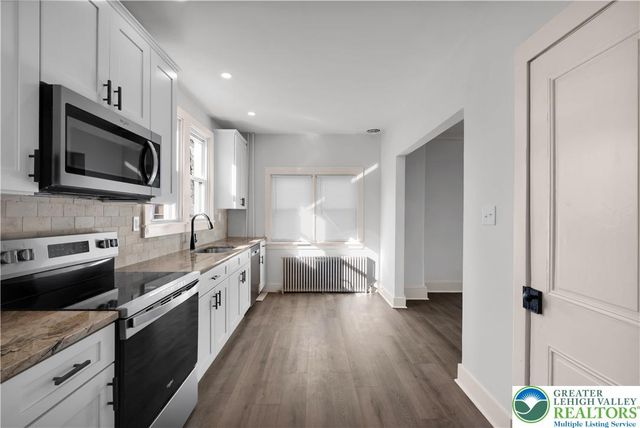 2322 Lehigh Avenue North, Whitehall Twp, PA 18052