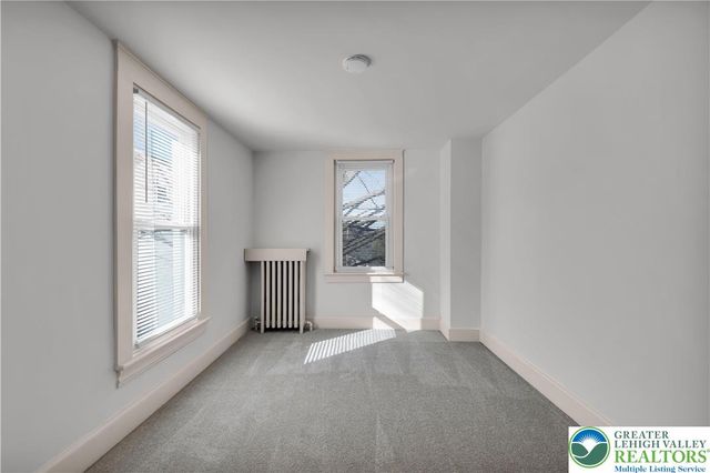 2322 Lehigh Avenue North, Whitehall Twp, PA 18052