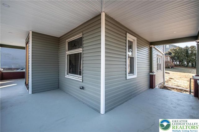 2322 Lehigh Avenue North, Whitehall Twp, PA 18052