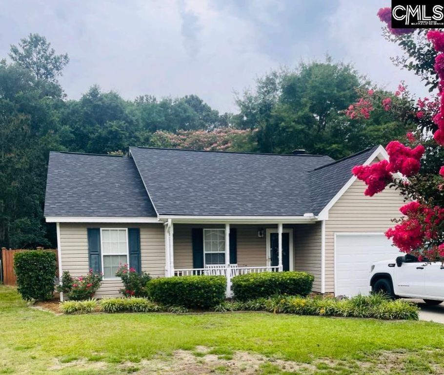 121 Pear, Lexington, SC 29073
