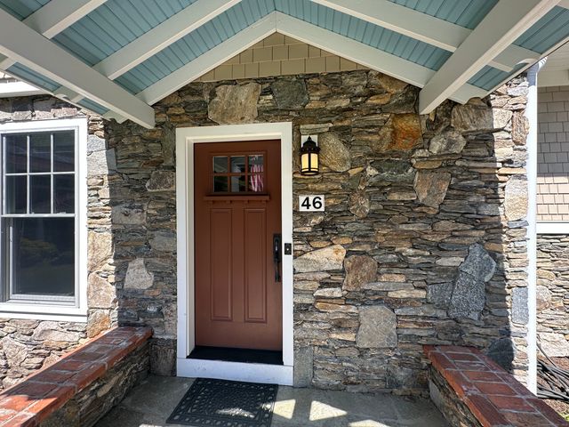 46 Kneen St Extension, Shelton, CT 06484