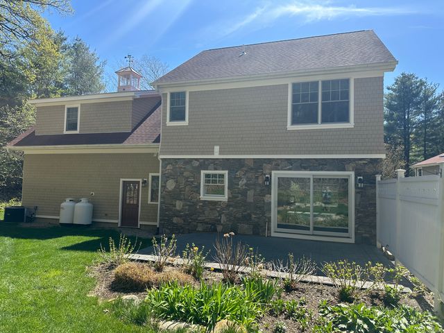 46 Kneen St Extension, Shelton, CT 06484