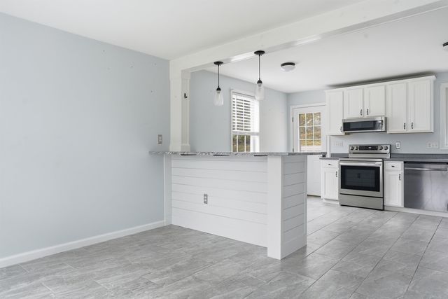 147 Mile Slip Road, Milford, NH 03055