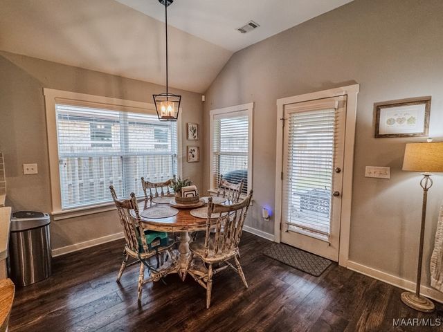 722 Hedgefield Way, Prattville, AL 36066