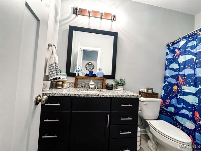 722 Hedgefield Way, Prattville, AL 36066