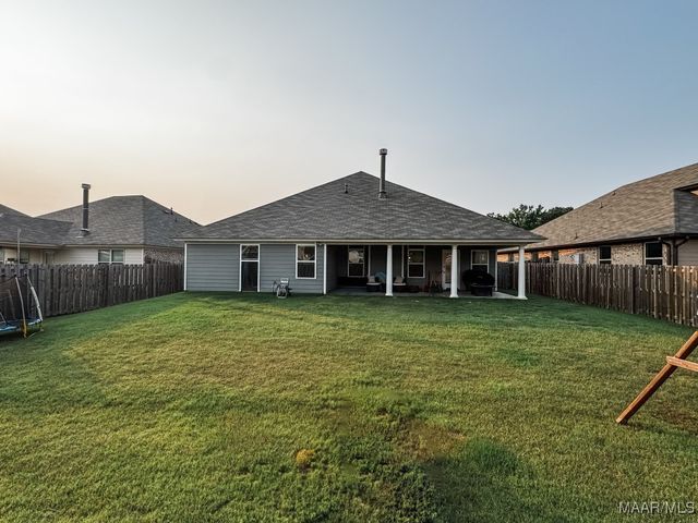 722 Hedgefield Way, Prattville, AL 36066
