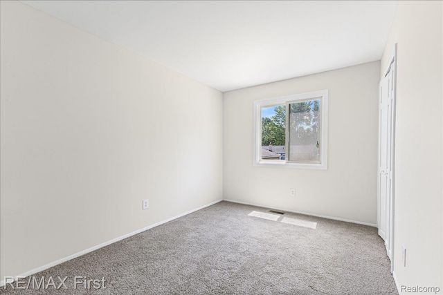 32658 Conrad Street, Chesterfield Township, MI 48047